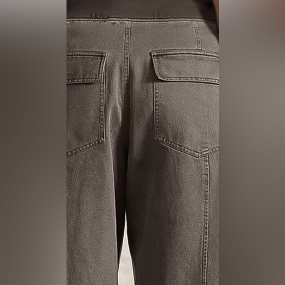 Casual Drawstring Ankle Pants in Olive - Picture 5 of 9